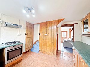 Kitchen - click for photo gallery